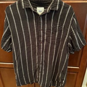 Karin linen short sleeve button down